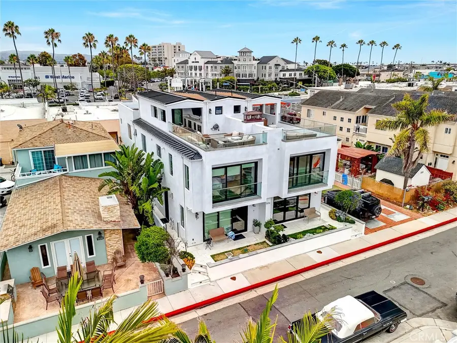 506 Clubhouse Avenue, Newport Beach, CA 92663 - Image #2