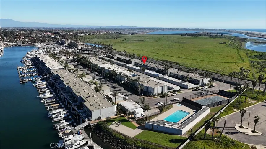 4001 Warner, Huntington Beach, CA 92649 - #3