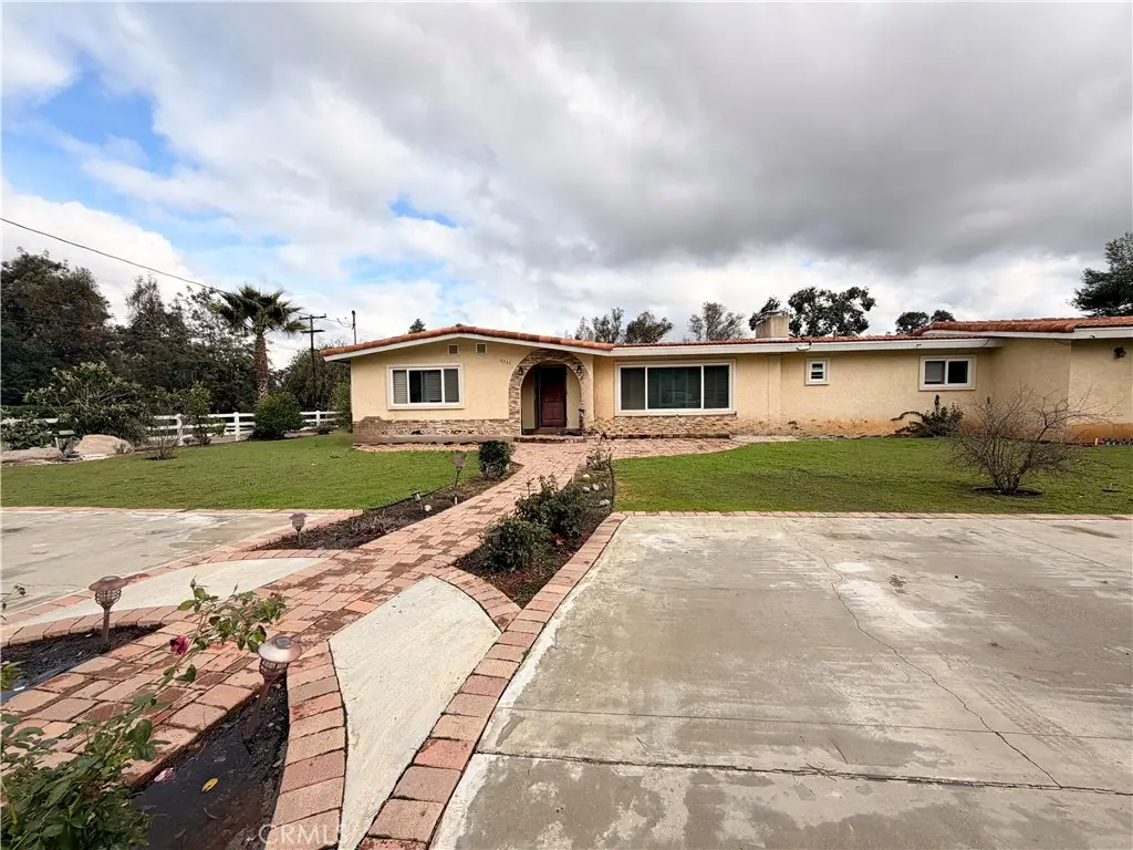 12234 Boulder View Dr, Poway, CA 92064 - Image #1