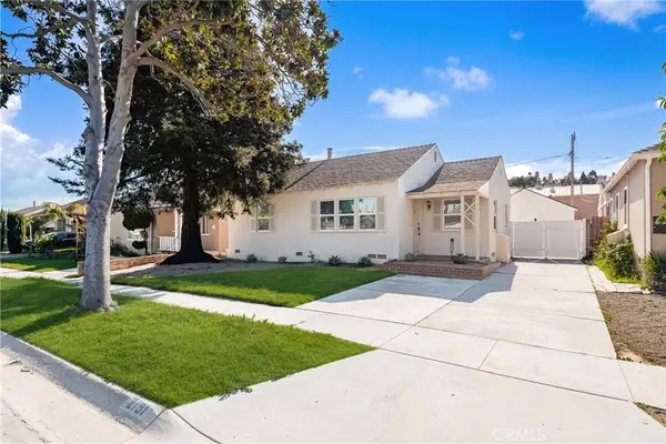 2151 Euclid Avenue, Long Beach, CA 90815