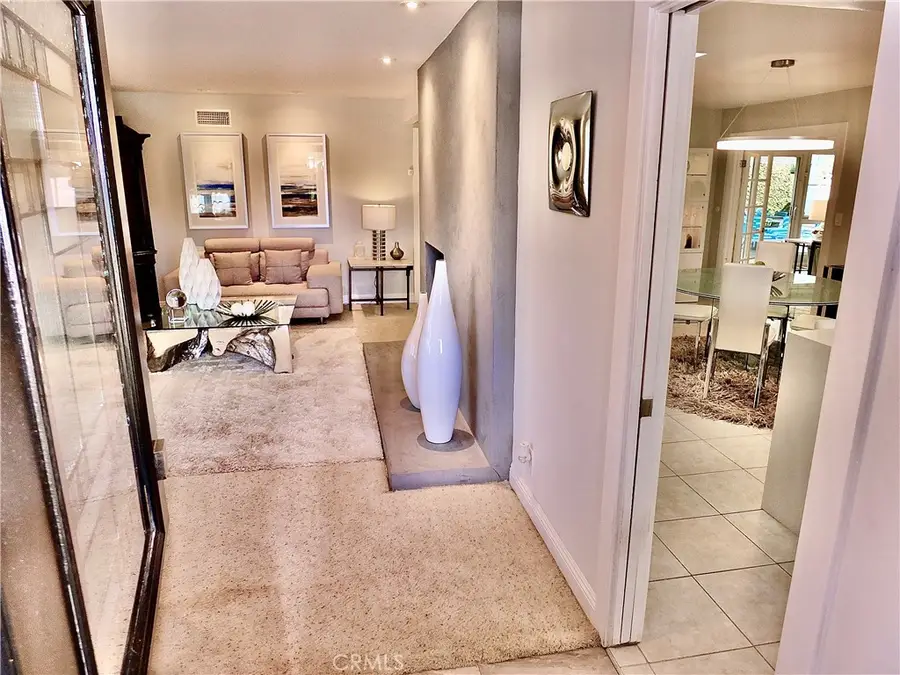 250 Bucknell Rd, Costa Mesa, CA 92626 - #3