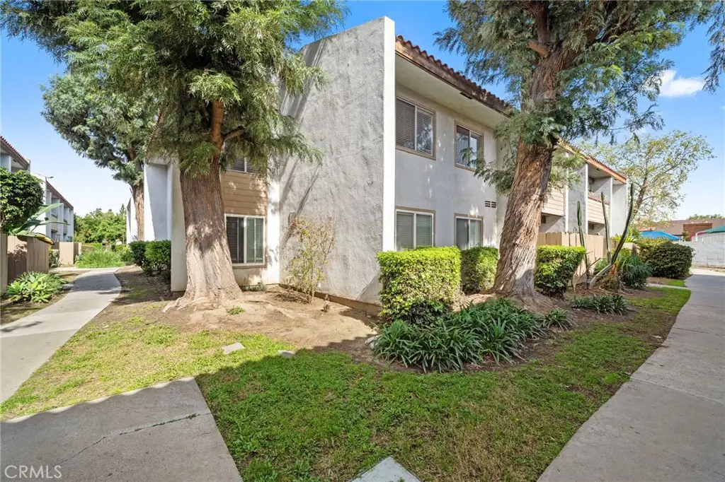 2521 W Sunflower #G8, Santa Ana, CA 92704 - #1