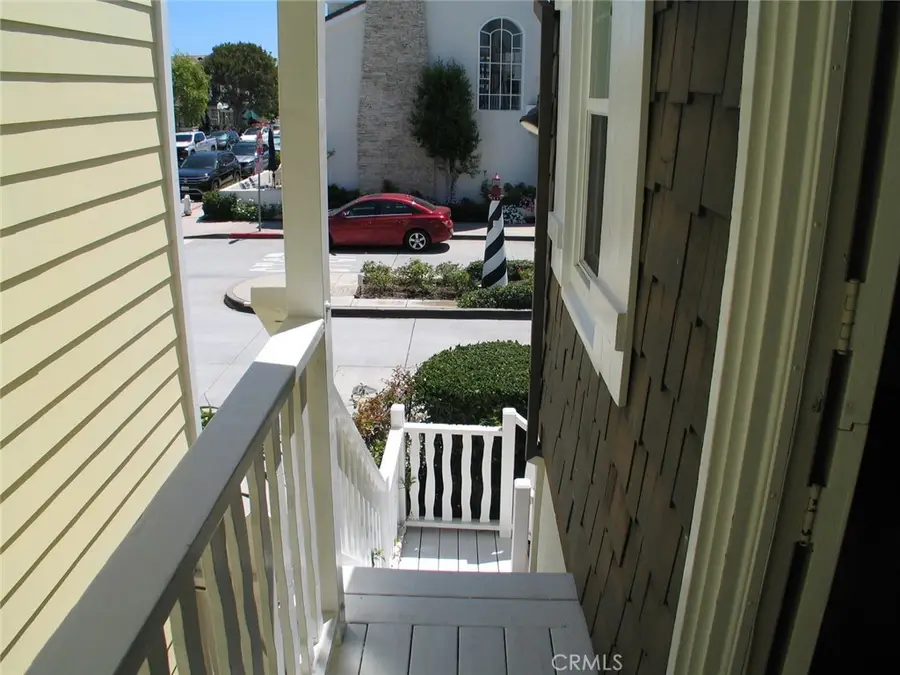 1610 Park Avenue, Newport Beach, CA 92662 - #3