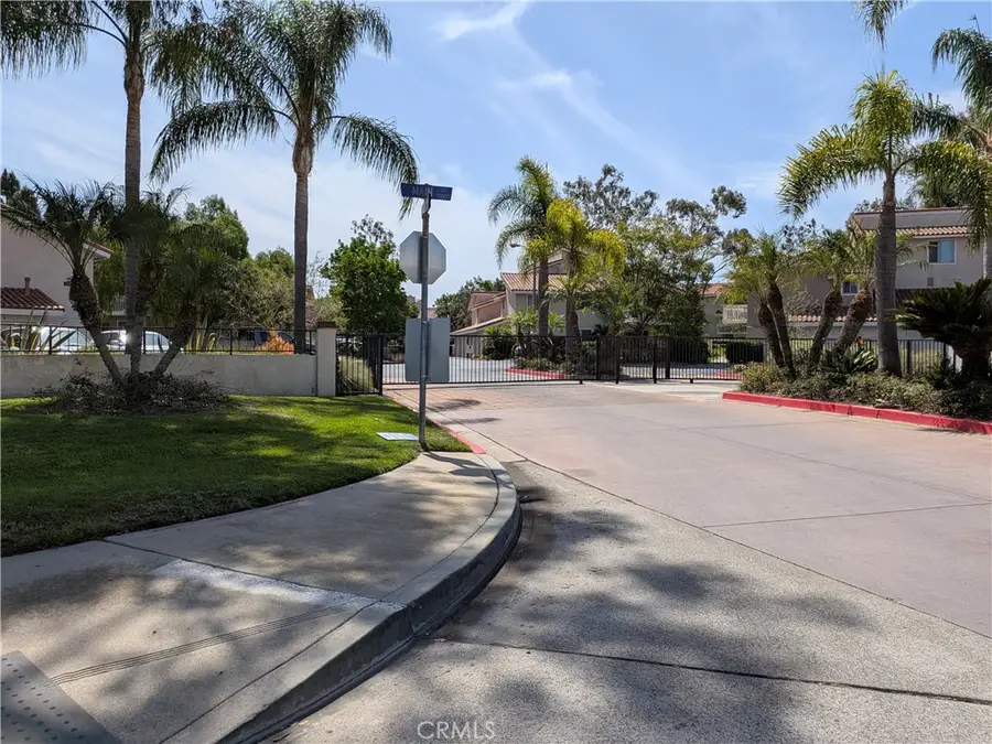 19152 Shoreline #7, Huntington Beach, CA 92648 - #2