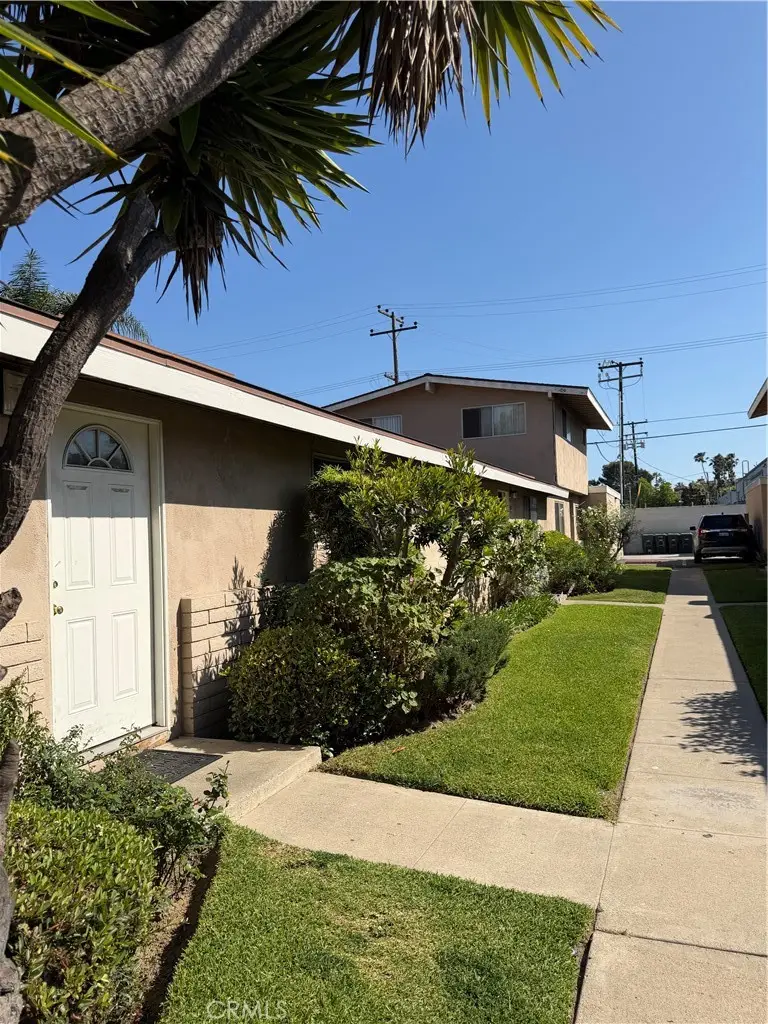 1383 Baker, Costa Mesa, CA 92626 - #2