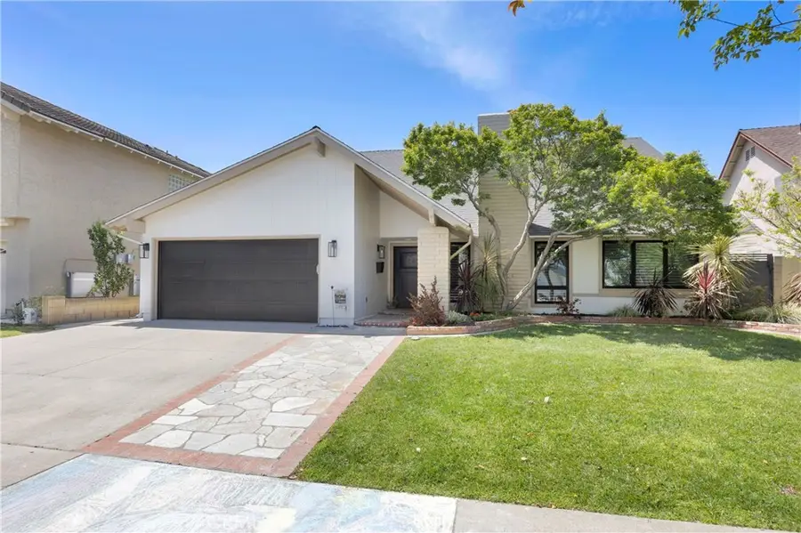 10301 Humbolt Street, Los Alamitos, CA 90720 - #2