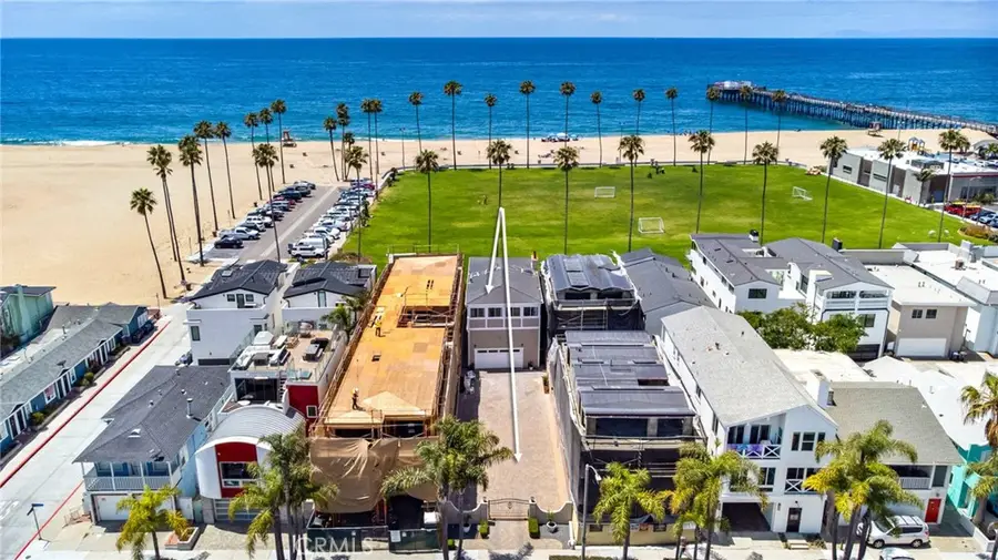 920 E Oceanfront, Newport Beach, CA 92661 - #3