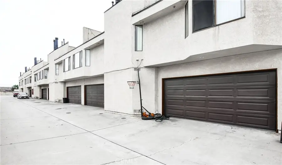 9248 Palm St, Bellflower, CA 90706 - #3
