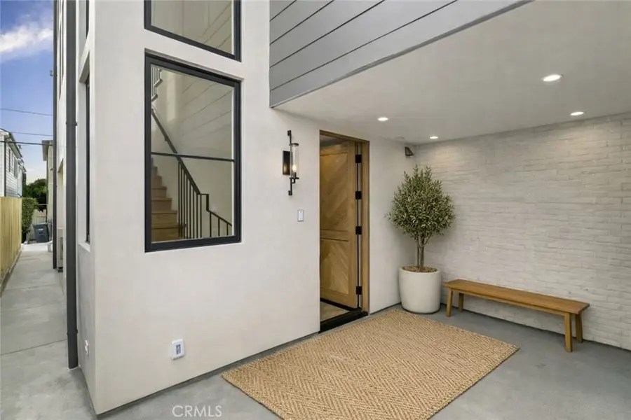 715 1/2 Poinsettia Avenue, Corona Del Mar, CA 92625 - #2