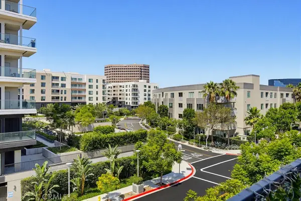 108 Tribeca, Irvine, CA 92612