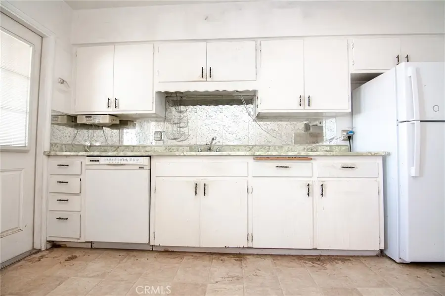 414 W C, Brawley, CA 92227 - #3