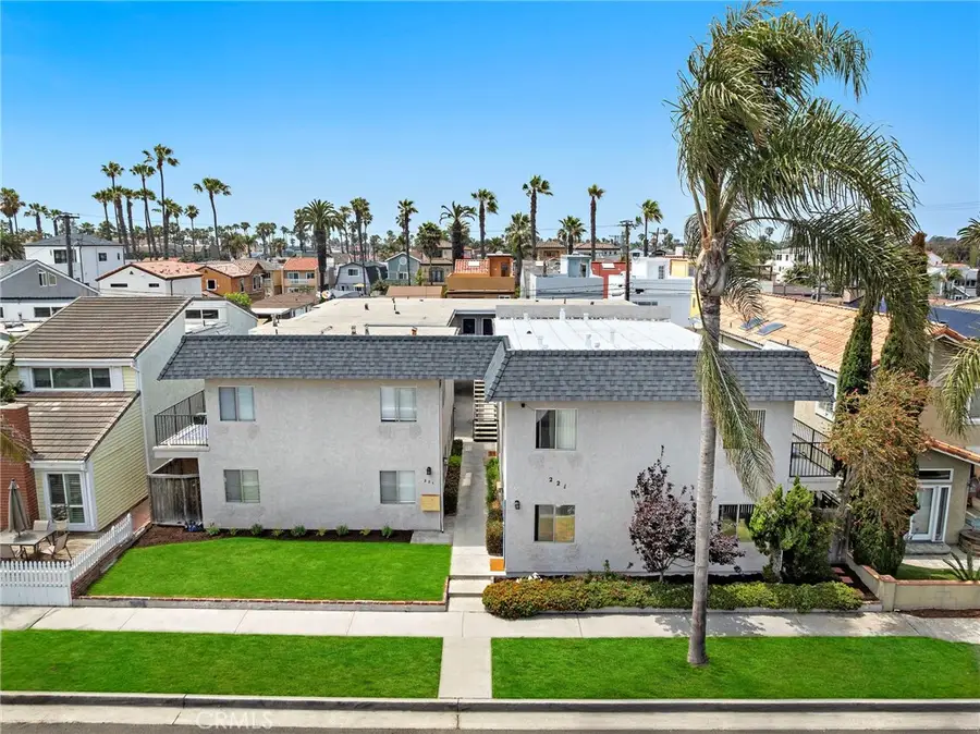 221 10th Street, Huntington Beach, CA 92648 - #3