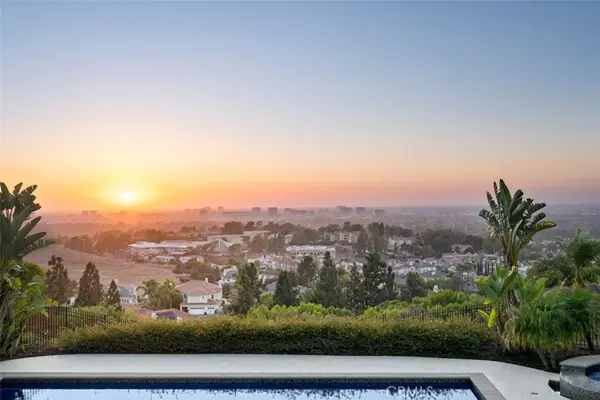 21 Chester, Irvine, CA 92603