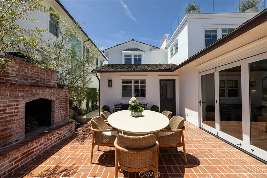 2771 Bayshore, Newport Beach, CA 92663 - #3