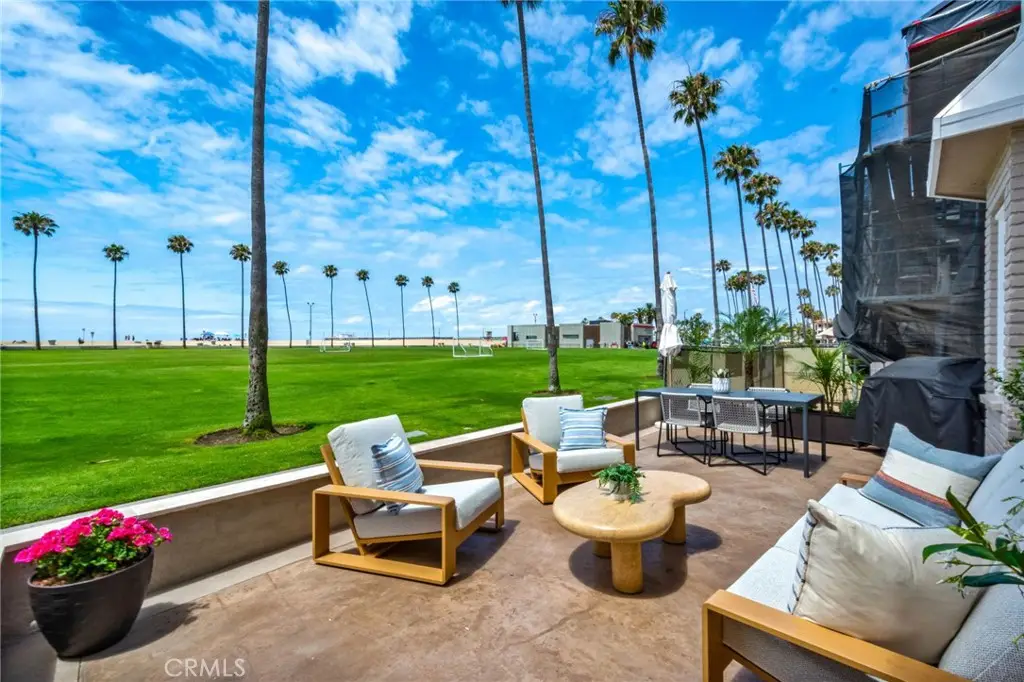 920 E Oceanfront, Newport Beach, CA 92661 - #1