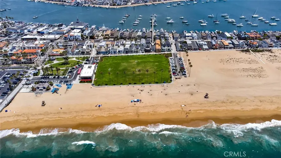 920 E Oceanfront, Newport Beach, CA 92661 - #3