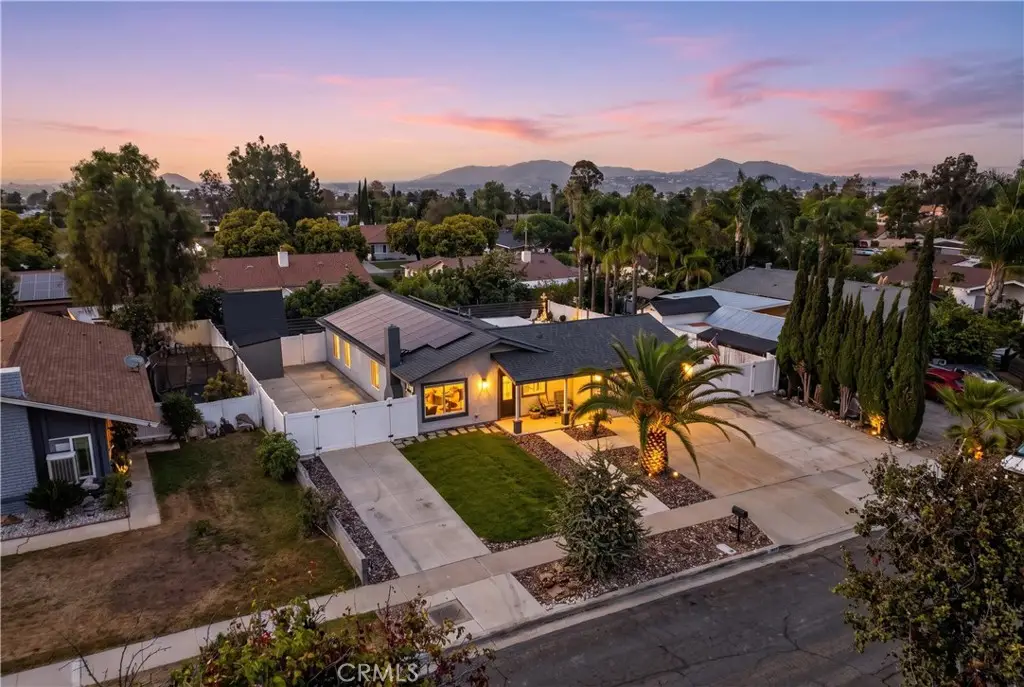 843 W Francis, Corona, CA 92882 - #1
