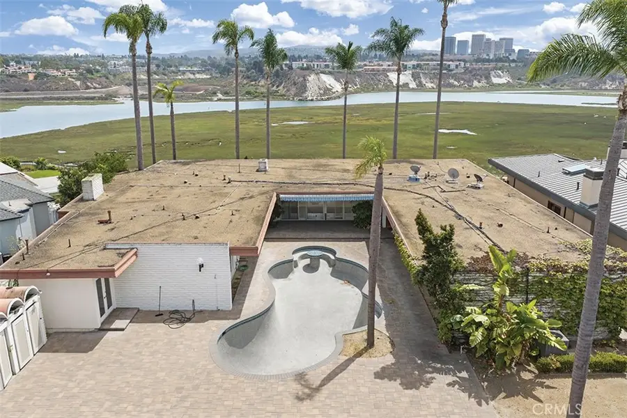 1542 Galaxy Drive, Newport Beach, CA 92660 - #2