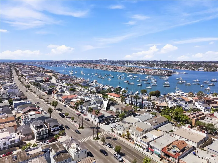 203 6th Street, Newport Beach, CA 92661 - #3