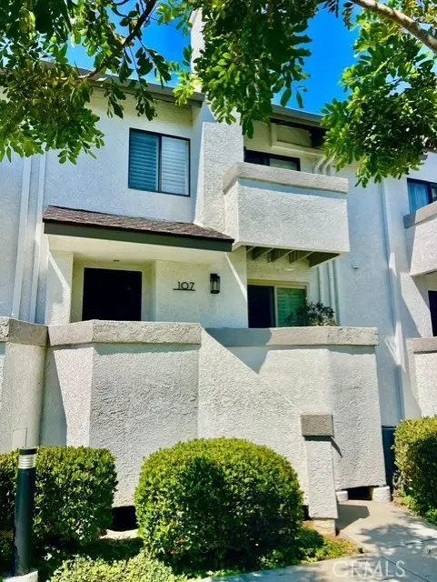 107 Harbor Woods Place, Newport Beach, CA 92660 - #3