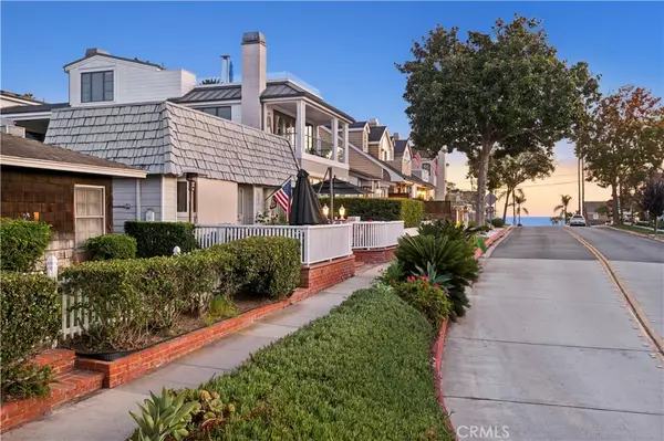 310 Fernleaf, Corona Del Mar, CA 92625
