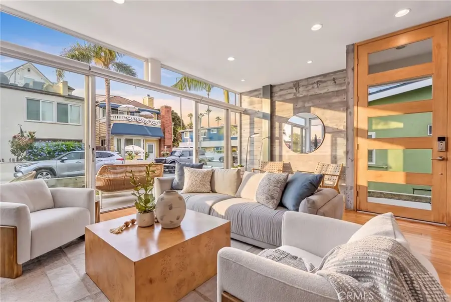 210 43rd Street, Newport Beach, CA 92663 - #2