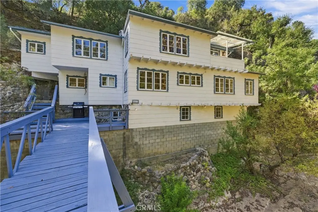 1323 Oakwood, Topanga, CA 90290 - #1
