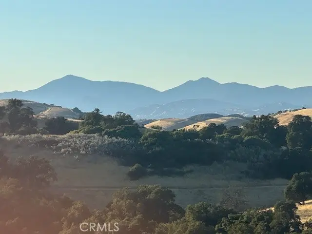 52721 Smith Road, Bradley, CA 93426 - #2