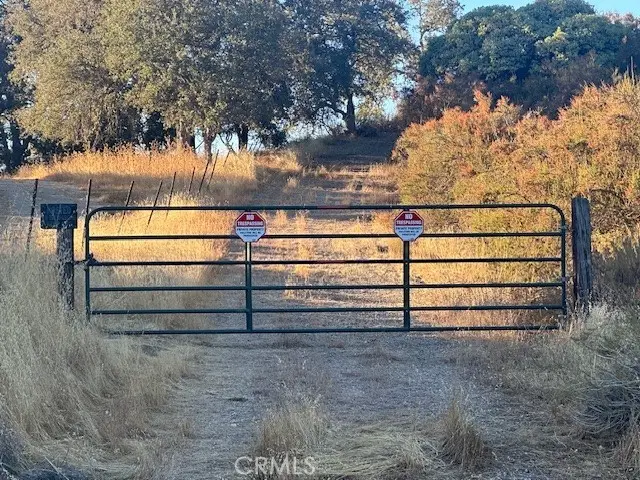52721 Smith Road, Bradley, CA 93426 - #3