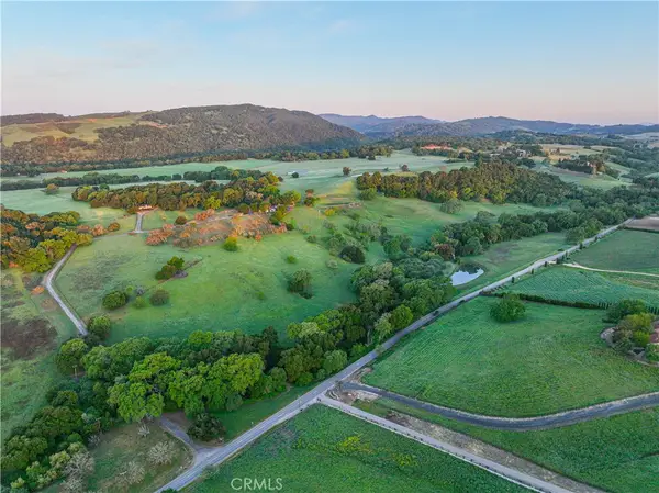 5161 Vineyard Drive, Paso Robles, CA 93446