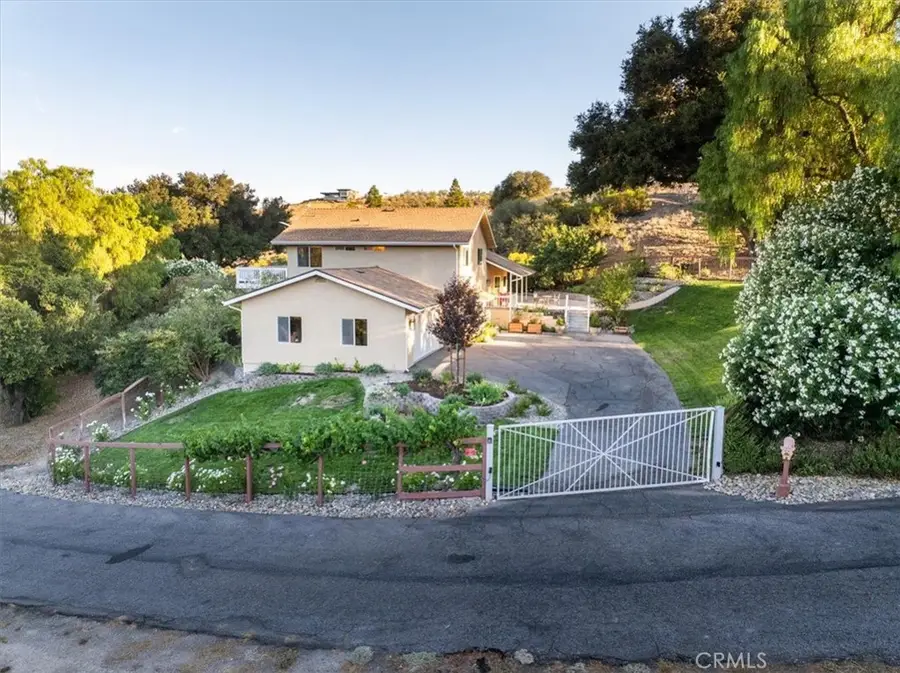 889 W 4th Street, Paso Robles, CA 93446 - Image #2