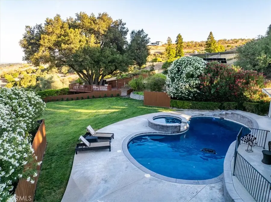 889 W 4th Street, Paso Robles, CA 93446 - Image #3