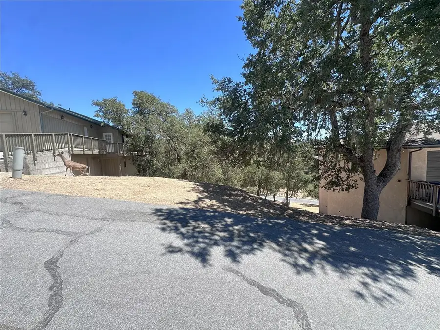 2434 Stern Deck Road, Bradley, CA 93426 - #3