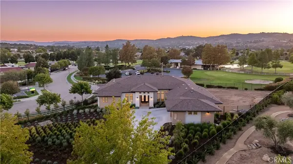 699 Waterford Court, Paso Robles, CA 93446