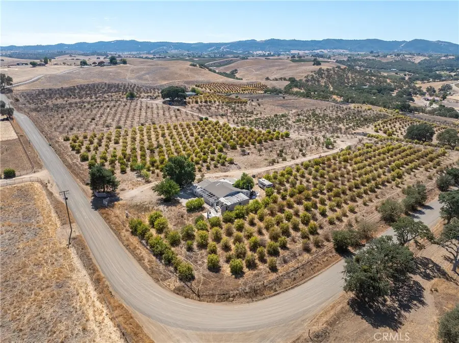 27 Wellsona Road, Paso Robles, CA 93446 - #3