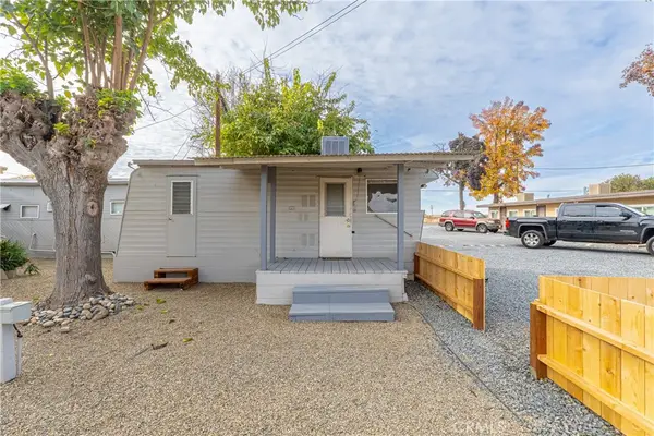 858 S Valencia Boulevard, Woodlake, CA 93286