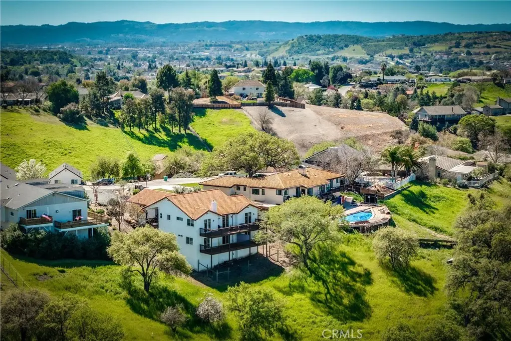 731 Renate Way, Paso Robles, CA 93446 - #1