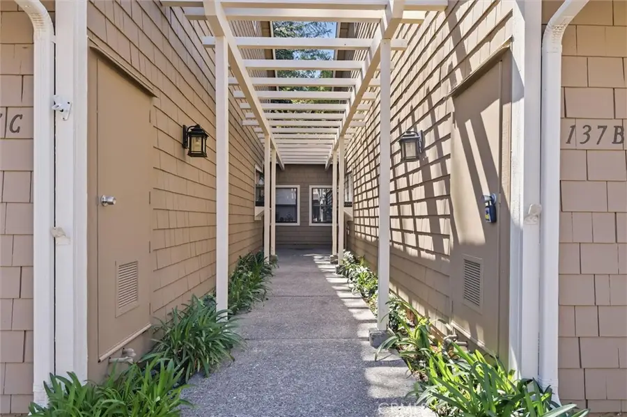 137 Redding Road #B, Campbell, CA 95008 - #3