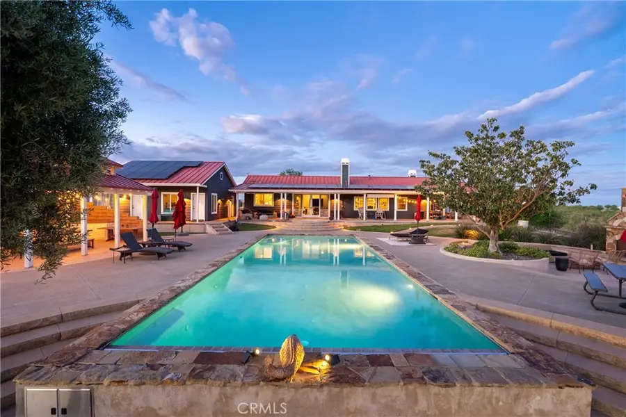 2325 Bella Tierra, Paso Robles, CA 93446 - #2