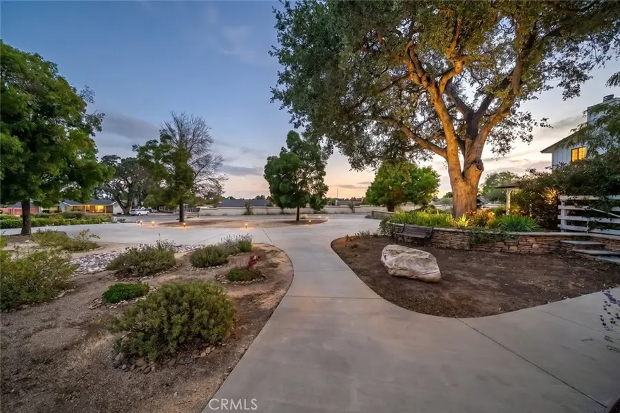 2385 Larkfield Place, Paso Robles, CA 93446 - #3
