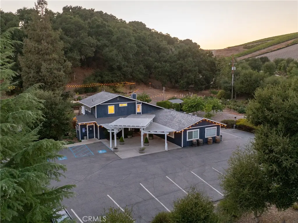 2925 Anderson Road, Paso Robles, CA 93446 - #1