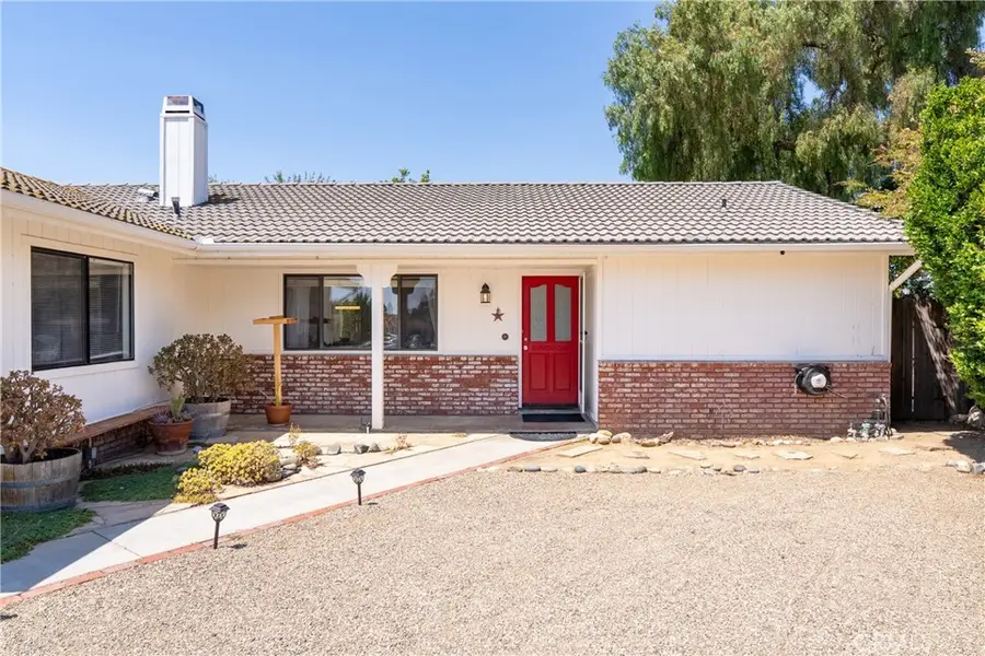 411 Palomino Lane, Paso Robles, CA 93446 - #2