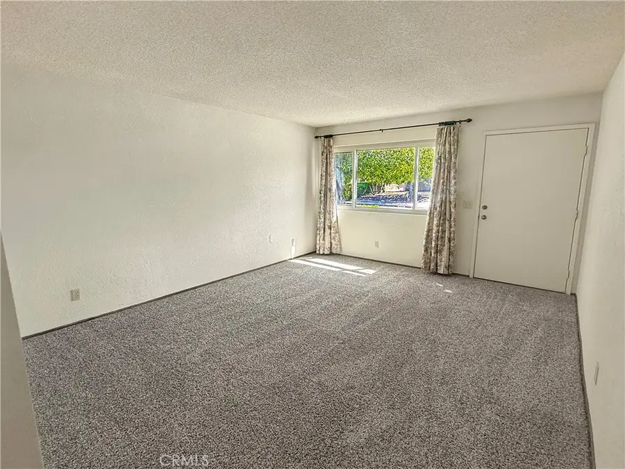 1745 Kings, Paso Robles, CA 93446 - #2