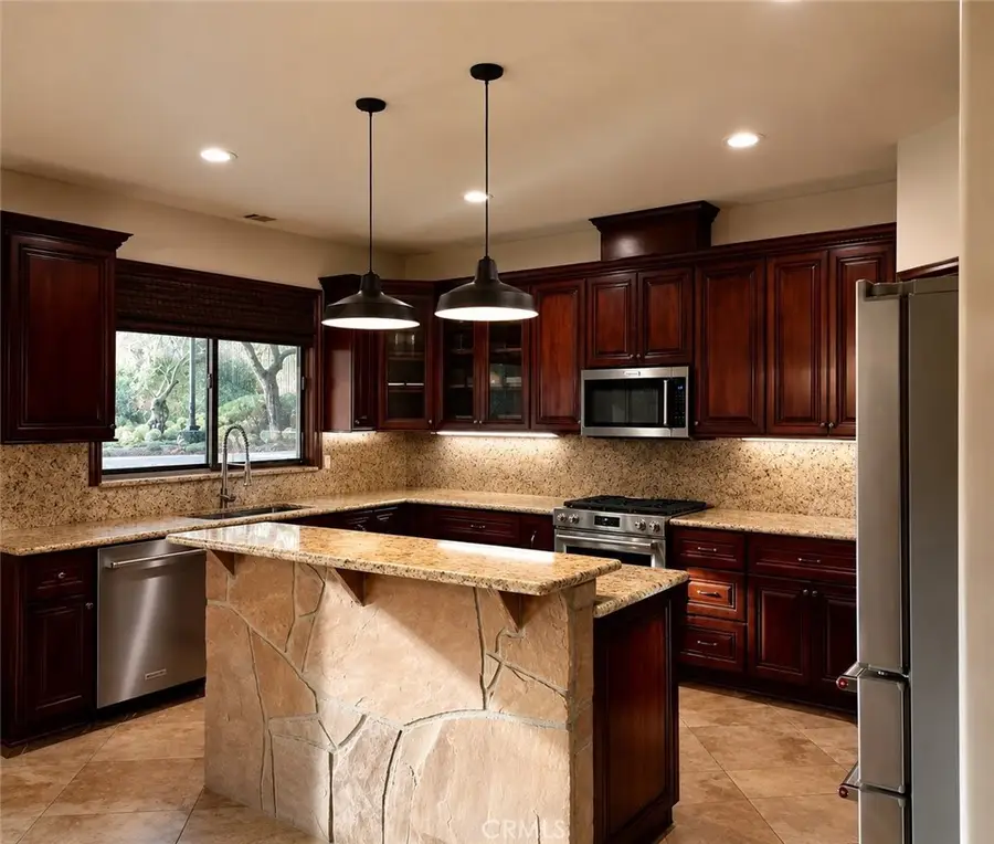 3635 Lakeside Village, Paso Robles, CA 93446 - #2