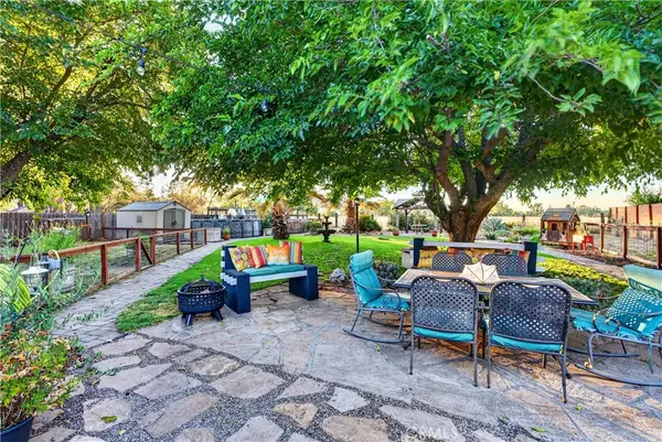 22460 F Street, Santa Margarita, CA 93453