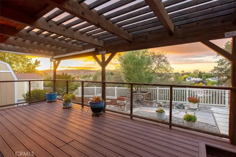 725 Renate Way, Paso Robles, CA 93446 - #3