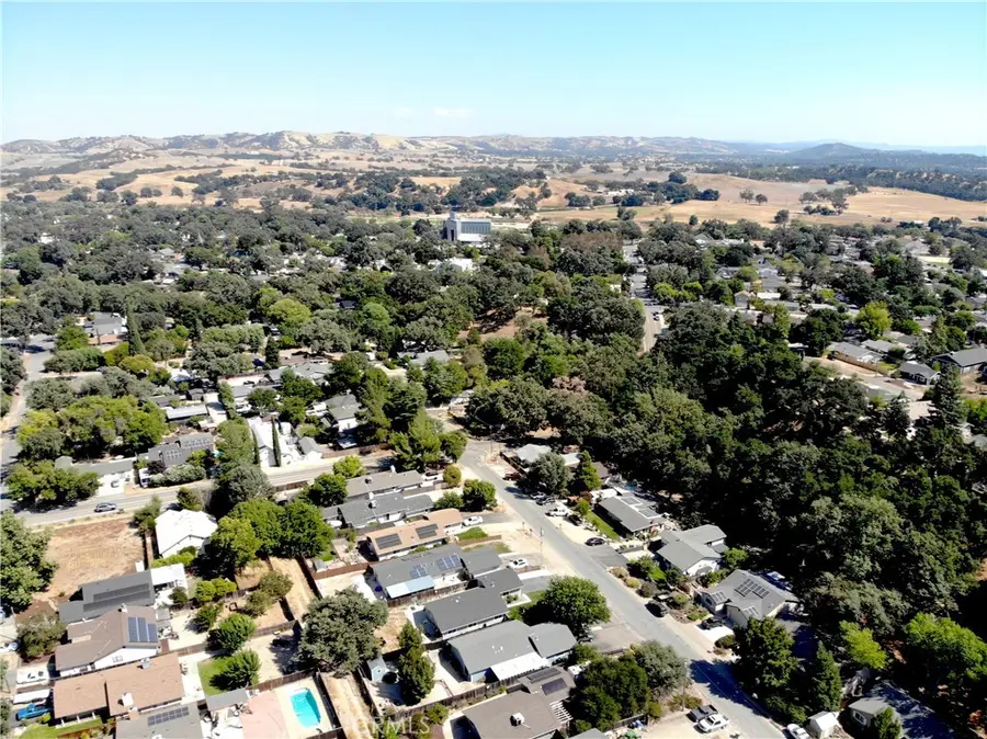 871 Forest Ave., Templeton, CA 93465 - #3
