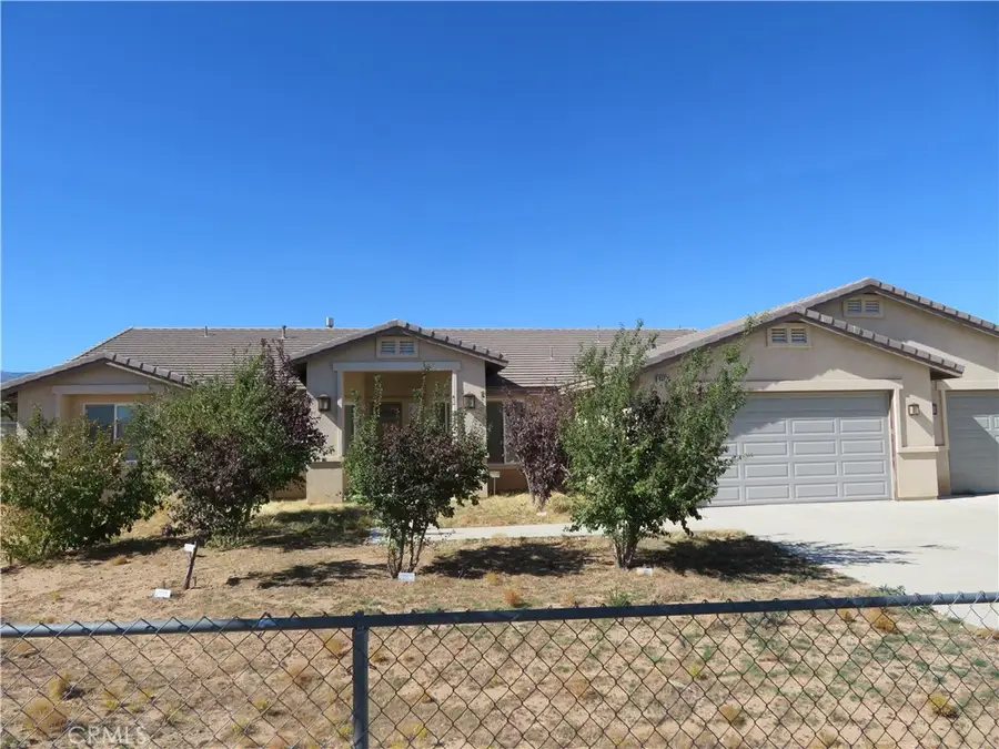 9322 Hollywood Court, Phelan, CA 92371 - Image #2