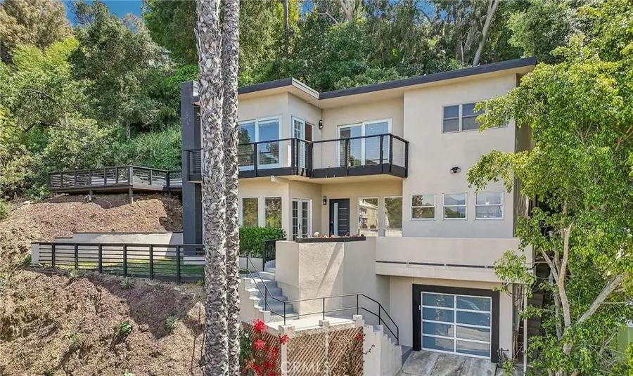 3600 Multiview Drive, Los Angeles, CA 90068 - Image #2