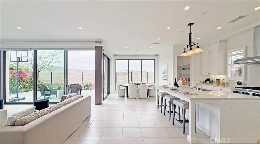 236 Oceano, Irvine, CA 92602 - Image #3